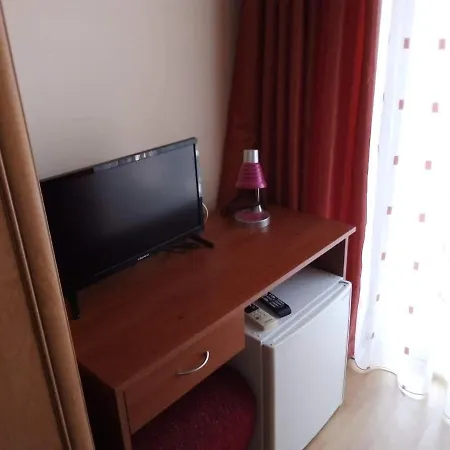 ホテル Апартамент В Афродита 1 *